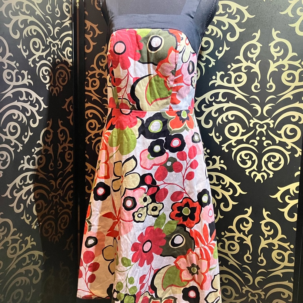 Madison Leigh Cute floral sundress.
